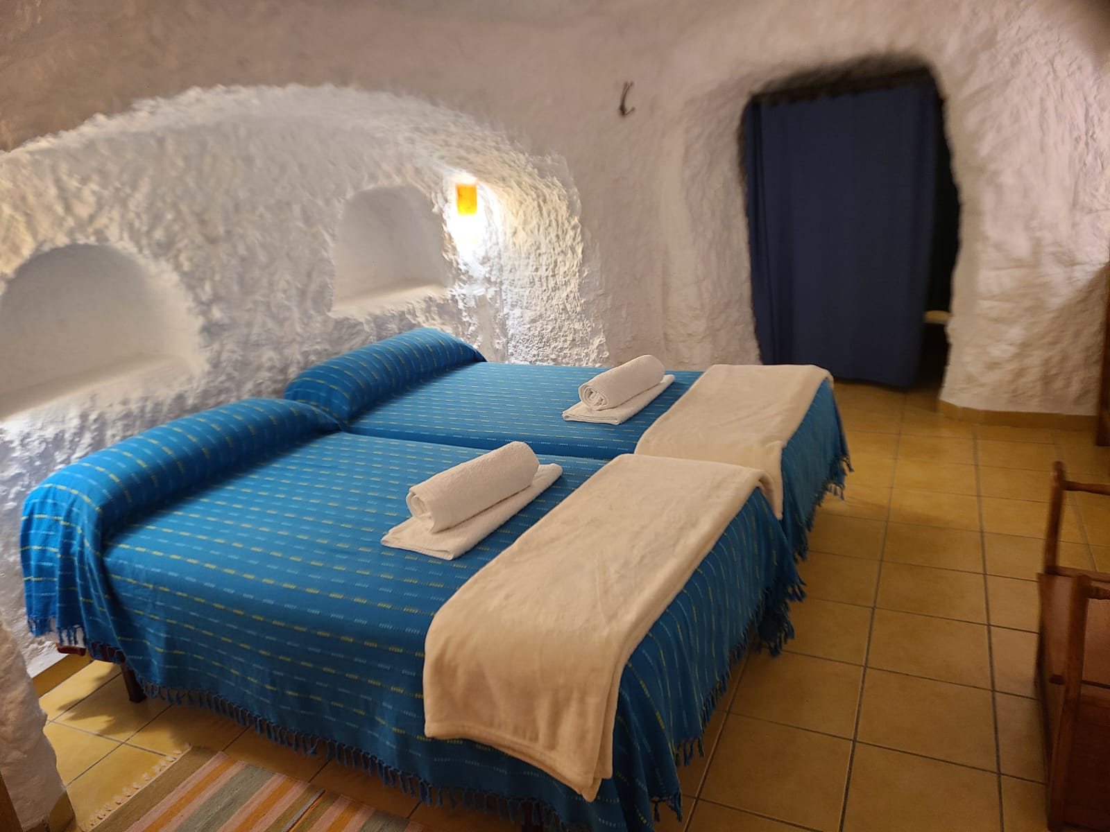 Cave to Cave Cycling – A Journey of One Million Years photo 3